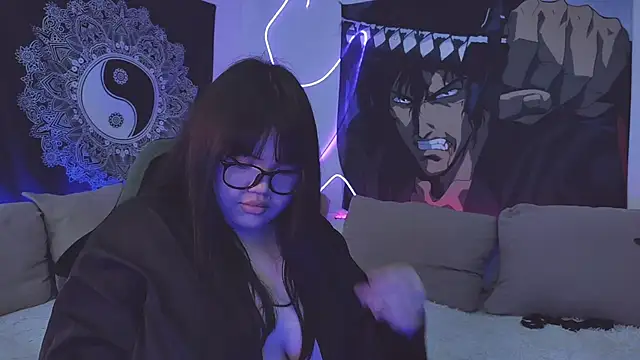 Snapshot of LeyaKan chatting on 18, 1, 2025 LeyaKan online show from 18, 1, 2025