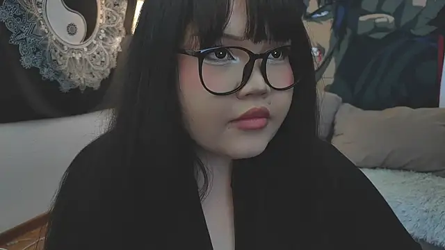 Snapshot of LeyaKan chatting on 3, 2, 2025 LeyaKan online show from 3, 2, 2025