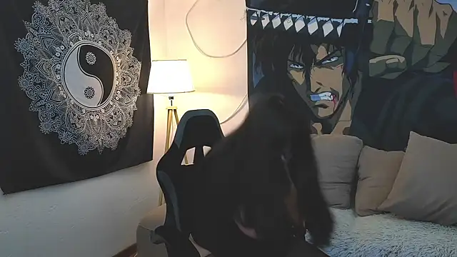 Snapshot of LeyaKan chatting on 3, 2, 2025 LeyaKan online show from 3, 2, 2025