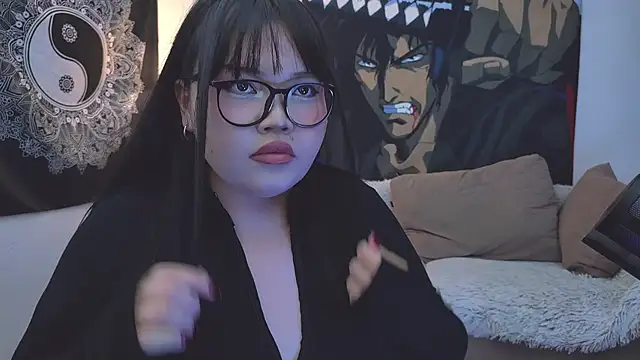 Snapshot of LeyaKan chatting on 7, 2, 2025 LeyaKan online show from 7, 2, 2025