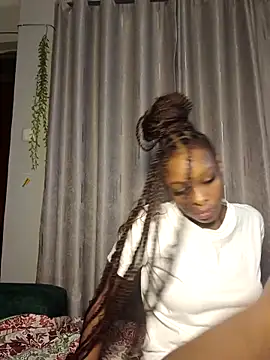 Snapshot of C-yoyo chatting on 6, 4, 2026 C-yoyo online show from 6, 4, 2026