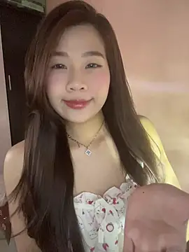 Snapshot of Bae1103 chatting on 11, 4, 2026 Bae1103 online show from 11, 4, 2026