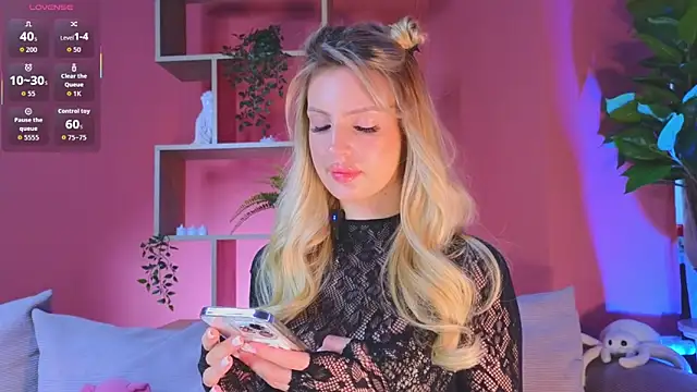 Grace Gordon online show from 21, 11, 2025