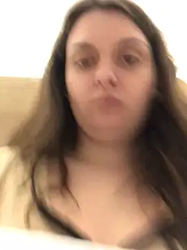 Sxybitch2024 online show from 5, 2, 2026