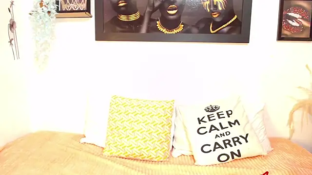 NahomyAndrews online show from 20, 9, 2025