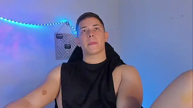 Alan hadid1 online show from 13, 3, 2025