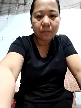 Snapshot of Queen_18200 chatting on 26, 4, 2026 Queen 18200 online show from 26, 4, 2026