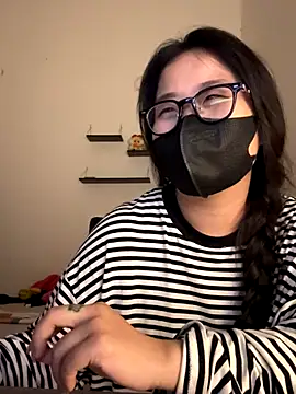 Jenni nana online show from 6, 10, 2025