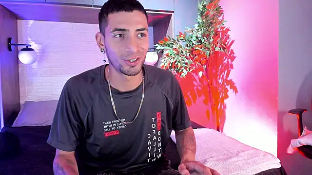 DrakeNeumann online show from 22, 12, 2025