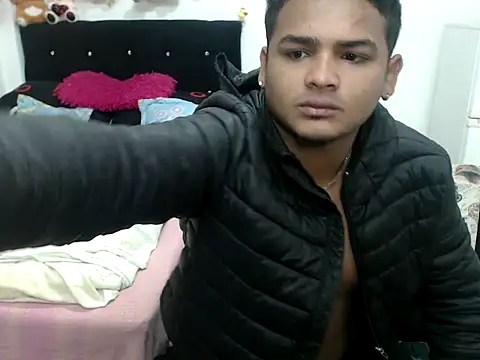 Boycuriousxxx online show from 4, 3, 2025