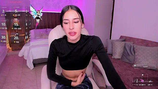 Snapshot of karlaa_james chatting on 6, 10, 2025 karlaa james online show from 6, 10, 2025