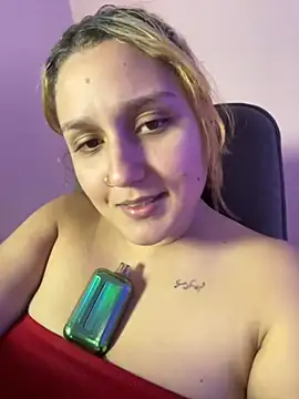 saray gomez22 online show from 14, 11, 2025