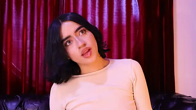 KasiaNoir  online show from 11, 4, 2026