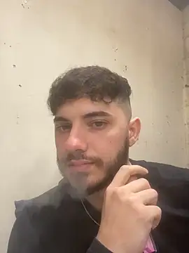 Snapshot of here4pussyy chatting on 5, 3, 2025 here4pussyy online show from 5, 3, 2025