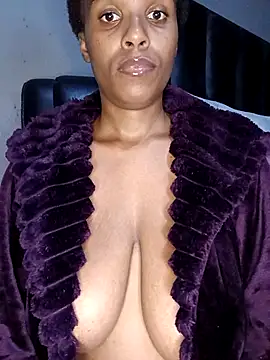 Snapshot of SexySlenderLexy chatting on 14, 3, 2026 SexySlenderLexy online show from 14, 3, 2026