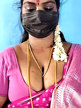 Snapshot of mayaa2u chatting on 11, 5, 2026 mayaa2u online show from 11, 5, 2026