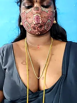 Snapshot of mayaa2u chatting on 2, 6, 2026 mayaa2u online show from 2, 6, 2026