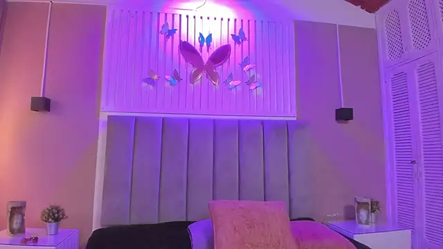 diosa cristal online show from 28, 11, 2025