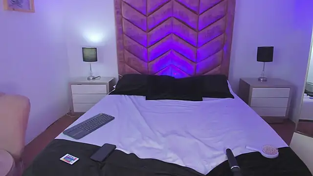 Snapshot of Tom_Silver__ chatting on 7, 2, 2025 Tom Silver online show from 7, 2, 2025