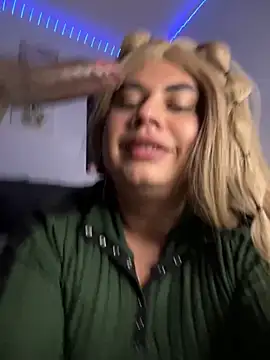 Snapshot of Tom_Silver__ chatting on 23, 9, 2025 Tom Silver online show from 23, 9, 2025