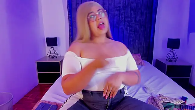 Snapshot of Tom_Silver__ chatting on 1, 12, 2025 Tom Silver online show from 1, 12, 2025