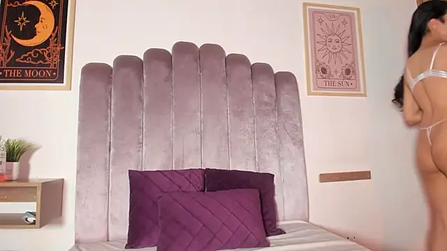 sky caroline online show from 20, 2, 2026