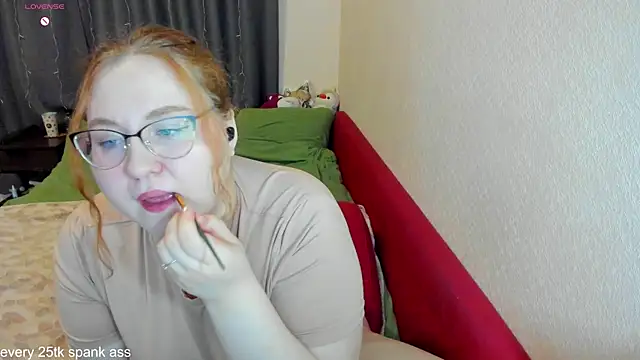 Snapshot of GeorginiaGrimes chatting on 28, 5, 2026 GeorginiaGrimes online show from 28, 5, 2026