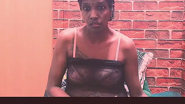 Snapshot of Fuckable_Nasty_MILF chatting on 15, 6, 2026 Fuckable Nasty MILF online show from 15, 6, 2026