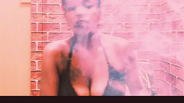 Snapshot of Fuckable_Nasty_MILF chatting on 16, 6, 2026 Fuckable Nasty MILF online show from 16, 6, 2026