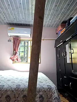 sexy-latin10 online show from 5, 12, 2025