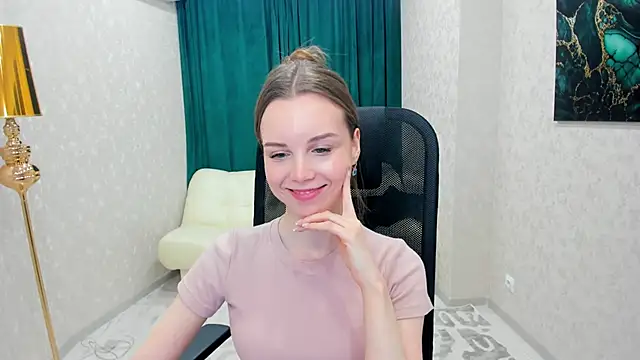 MileyWings online show from 23, 2, 2025