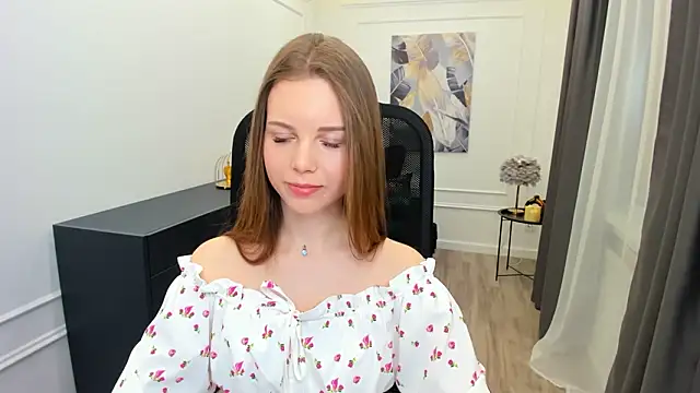 MileyWings online show from 8, 3, 2026