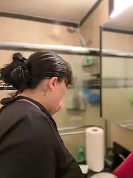 ThicBunz online show from 22, 11, 2025