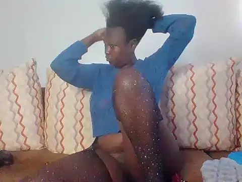 Snapshot of Sexiebony12 chatting on 28, 6, 2026 Sexiebony12 online show from 28, 6, 2026