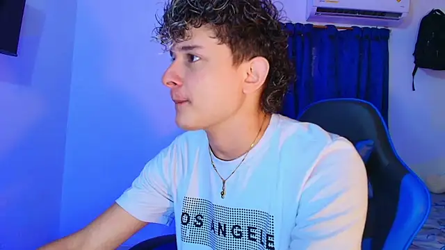 Snapshot of Nathan_Bluee chatting on 29, 3, 2026 Nathan Bluee online show from 29, 3, 2026