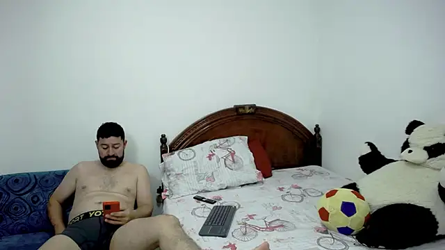 Snapshot of ambar_jacksonn chatting on 13, 4, 2026 ambar jacksonn online show from 13, 4, 2026