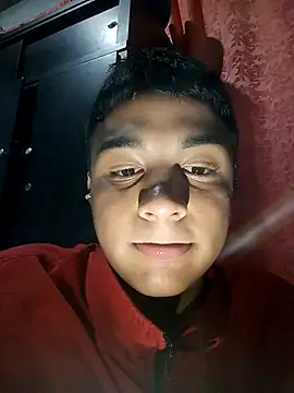 Snapshot of Seductivo_jr chatting on 5, 5, 2026 Seductivo jr online show from 5, 5, 2026