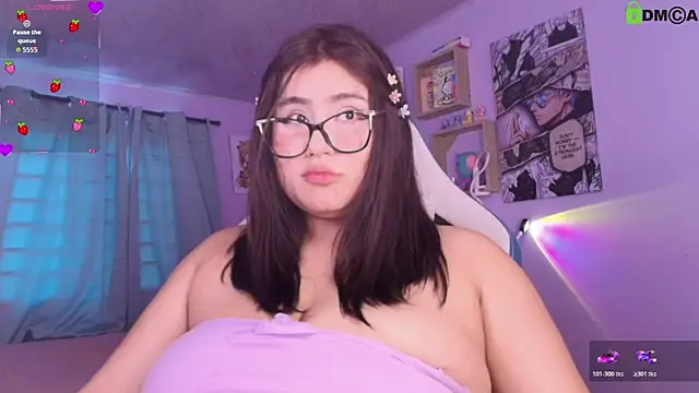 Snapshot of juli_juliana chatting on 13, 6, 2026 juli juliana online show from 13, 6, 2026