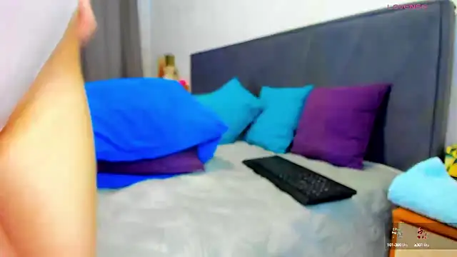 Snapshot of _Luna_Ly chatting on 14, 3, 2025 Luna Ly online show from 14, 3, 2025