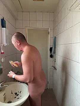 Snapshot of chih515 chatting on 27, 10, 2025 chih515 online show from 27, 10, 2025