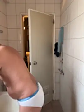 Snapshot of chih515 chatting on 1, 4, 2026 chih515 online show from 1, 4, 2026