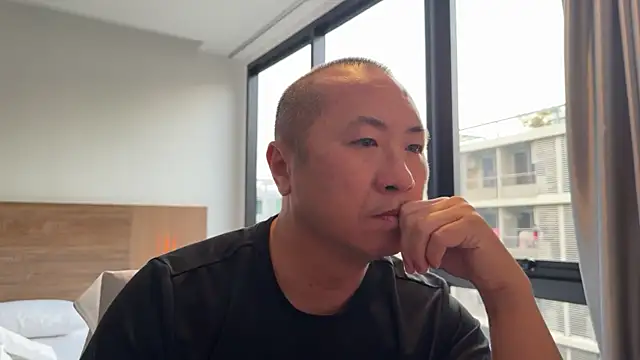 Snapshot of chih515 chatting on 12, 4, 2026 chih515 online show from 12, 4, 2026