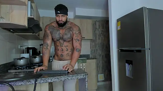 Snapshot of zaiin_diesel chatting on 6, 3, 2025 zaiin diesel online show from 6, 3, 2025