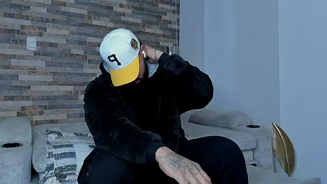 Snapshot of zaiin_diesel chatting on 12, 3, 2025 zaiin diesel online show from 12, 3, 2025