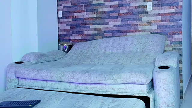 Snapshot of zaiin_diesel chatting on 16, 9, 2025 zaiin diesel online show from 16, 9, 2025