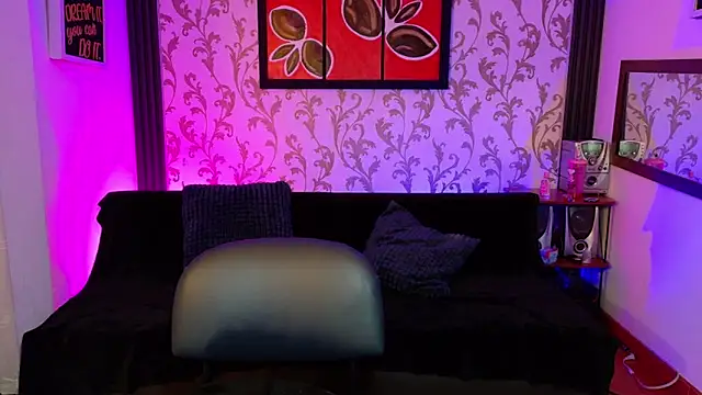 Snapshot of Hi_Marceline chatting on 17, 4, 2026 Hi Marceline online show from 17, 4, 2026