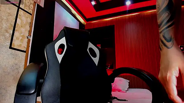 Melany Luv online show from 20, 11, 2025