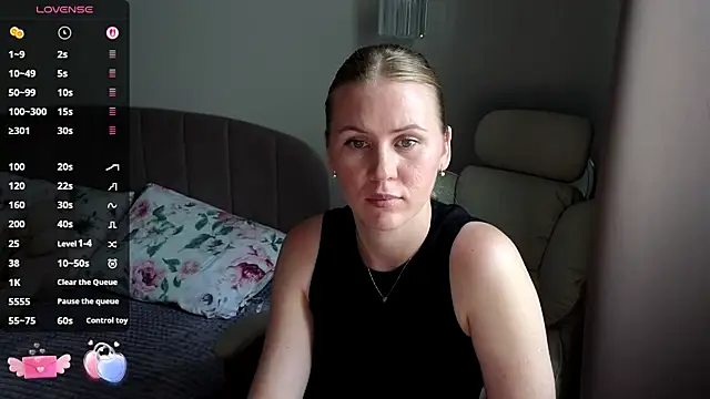 Snapshot of IsabelAllen chatting on 13, 7, 2026 IsabelAllen online show from 13, 7, 2026