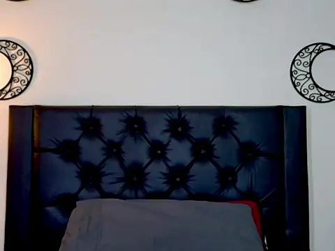 EvoletFMK online show from 6, 10, 2025