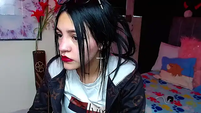 Violettasquirt online show from 20, 11, 2025